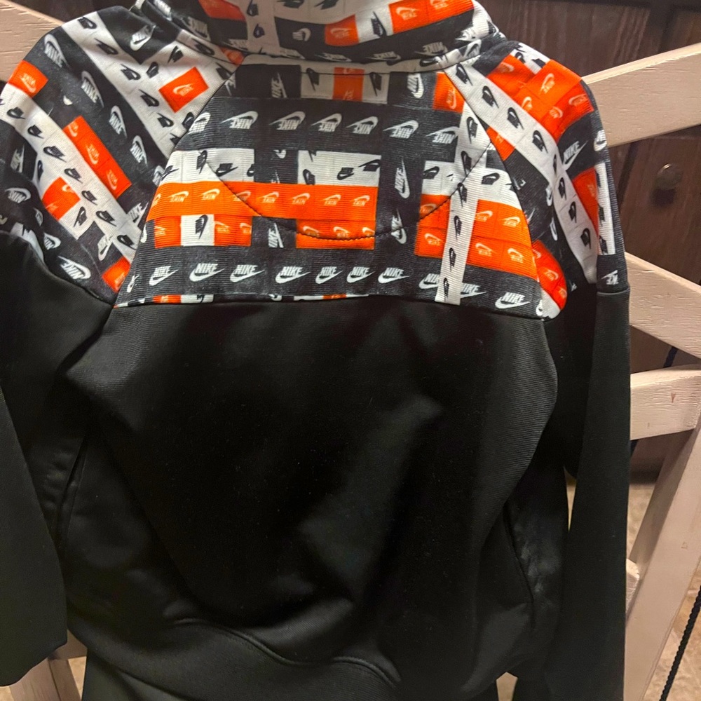 Nike tracksuit 3t